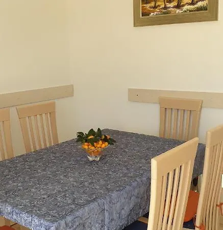 Apartman Palit 4988b *