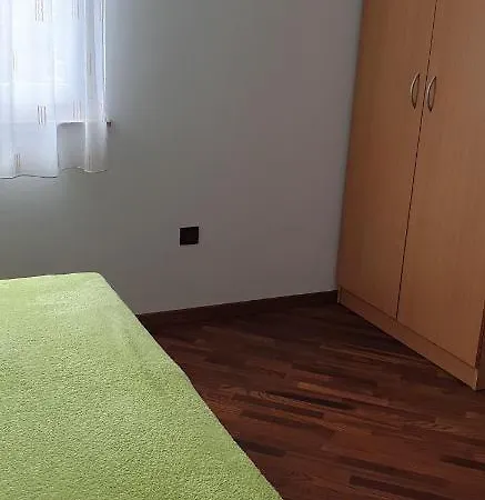 公寓 Apartman Palit 4988b *